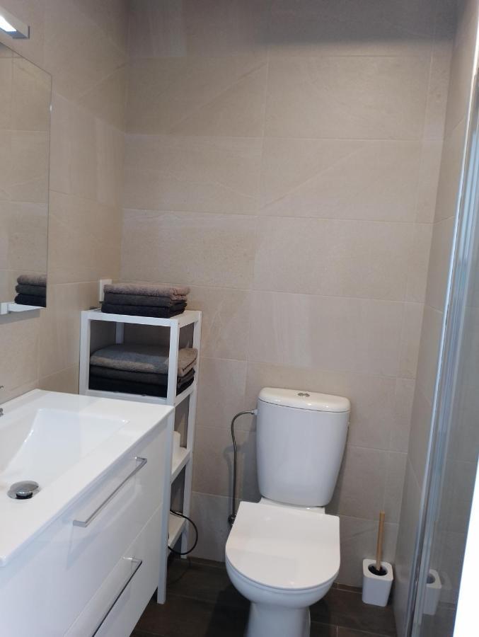 Apartament Pis Practic I Agradable Sobre La Marina *